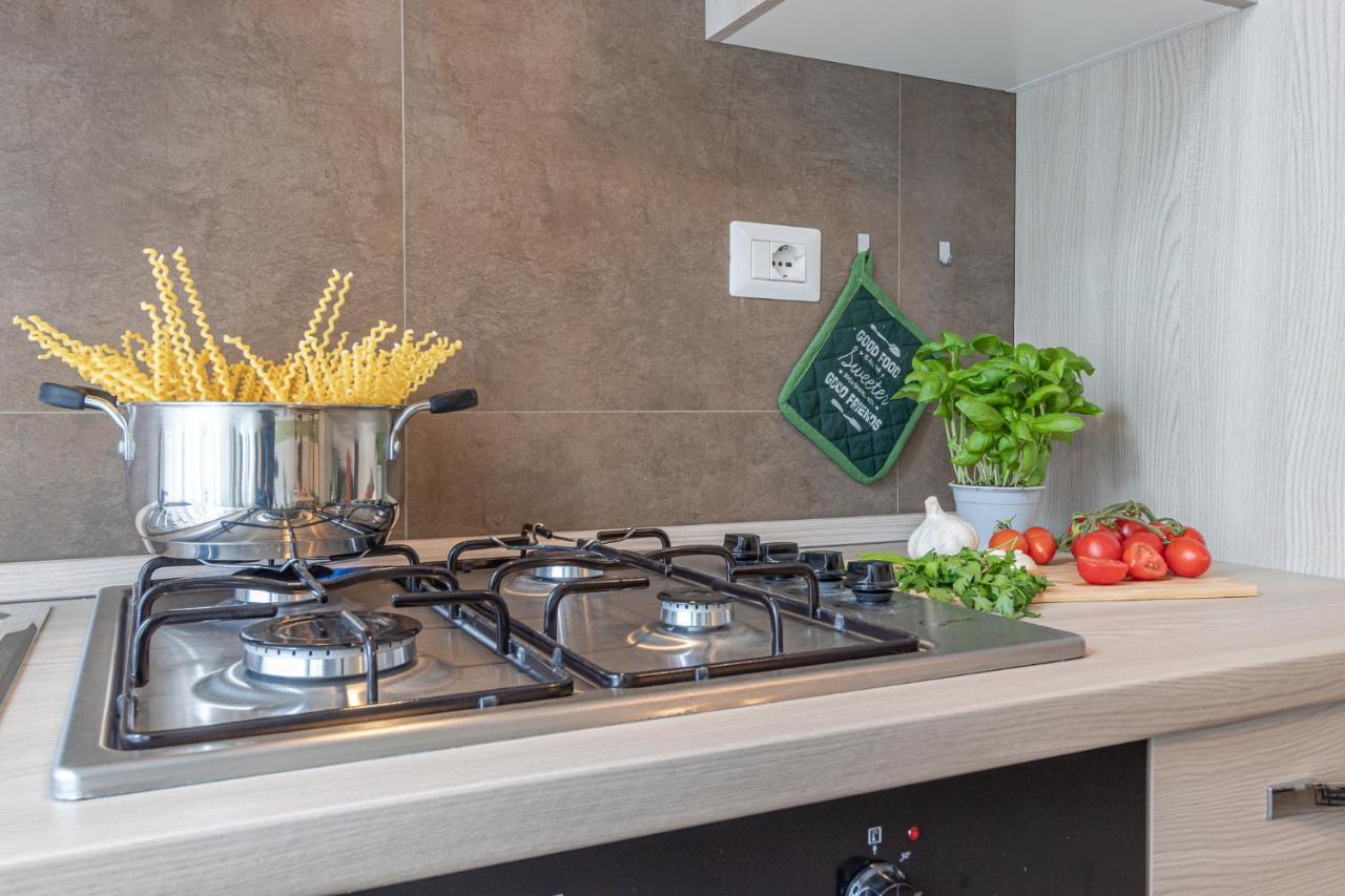 Galvani Apartments Τέρνι Εξωτερικό φωτογραφία